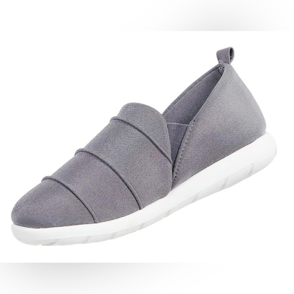 Isotoner Women’s Size 11 Zen Serenity Stretch Satin Lightweight Slip-On Shoes